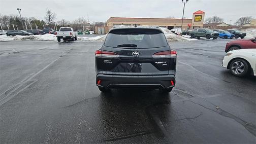 2026 Toyota Corolla Cross LE