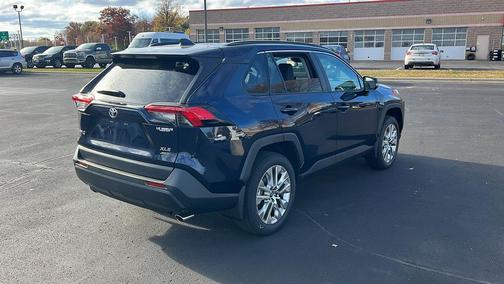 2025 Toyota RAV4 XLE Premium