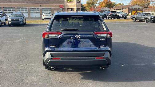 2025 Toyota RAV4 XLE Premium