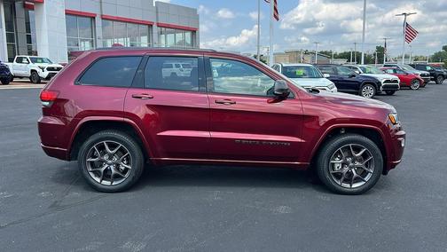 2021 Jeep Grand Cherokee 80th Anniversary 4X4