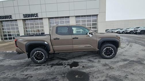 2026 Toyota Tacoma Hybrid TRD Off Road