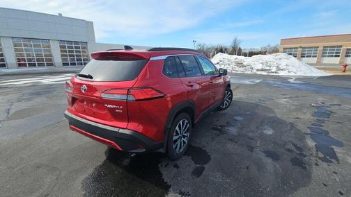 2025 Toyota Corolla Cross XLE