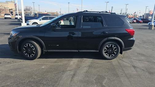 2019 Nissan Pathfinder SL