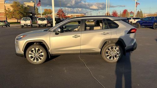 2025 Toyota RAV4 XLE Premium