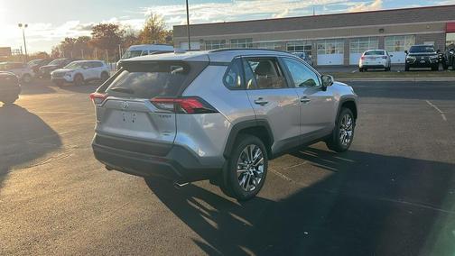 2025 Toyota RAV4 XLE Premium