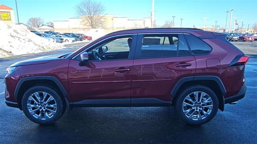 2025 Toyota RAV4 XLE Premium