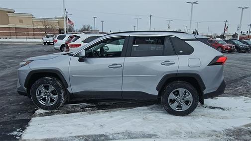 2025 Toyota RAV4 Hybrid XLE