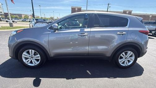 Mineral Silver 2018 Kia Sportage LX