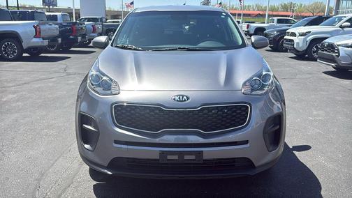 Mineral Silver 2018 Kia Sportage LX