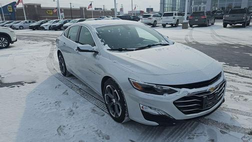 2022 Chevrolet Malibu FWD LT