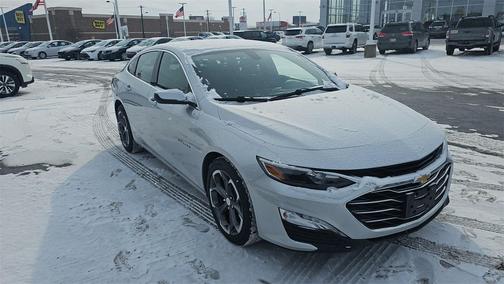 2022 Chevrolet Malibu FWD LT