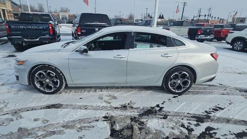 2022 Chevrolet Malibu FWD LT