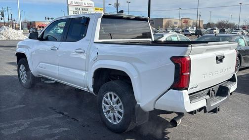 2025 Toyota Tacoma SR5