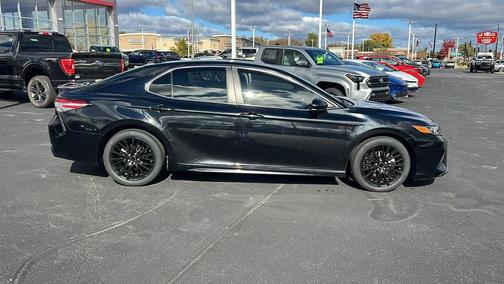 2019 Toyota Camry SE