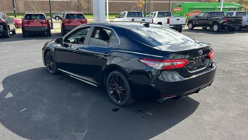 2019 Toyota Camry SE