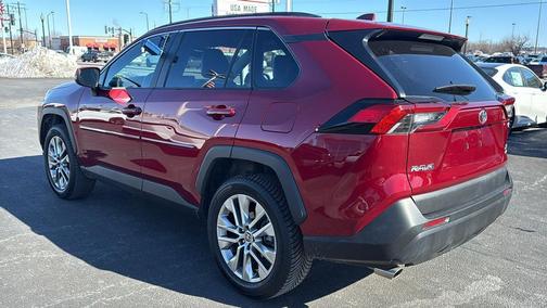 2022 Toyota RAV4 XLE Premium