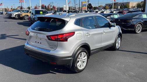 2018 Nissan Rogue Sport SV