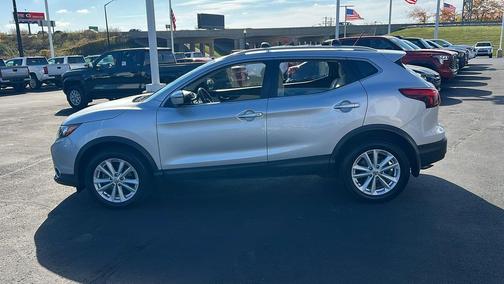 2018 Nissan Rogue Sport SV