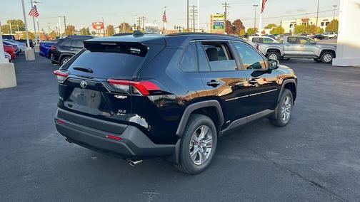 2025 Toyota RAV4 Hybrid XLE