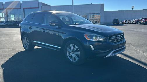 2016 Volvo XC60 T6 Platinum