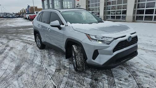 2024 Toyota RAV4 Hybrid XLE