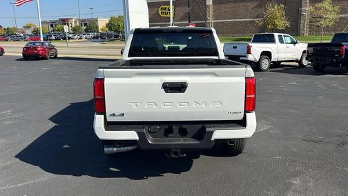 2025 Toyota Tacoma SR5