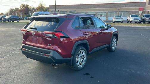 2025 Toyota RAV4 XLE Premium