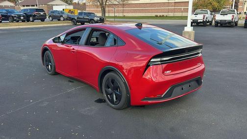 2026 Toyota Prius Plug-In Hybrid SE