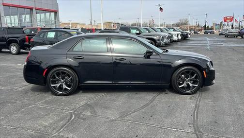 2021 Chrysler 300 S