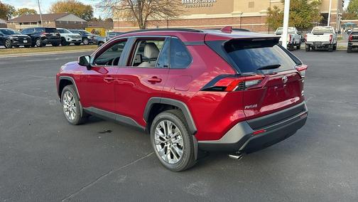 2025 Toyota RAV4 XLE Premium