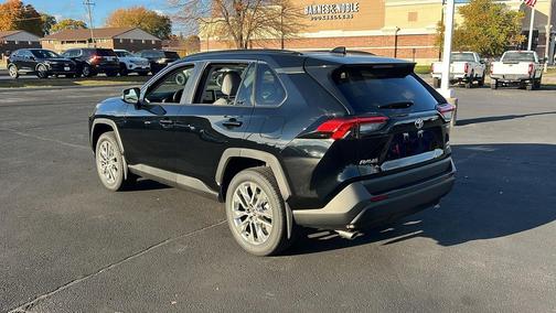 2025 Toyota RAV4 XLE Premium