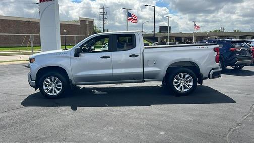 2020 Chevrolet Silverado 1500 Custom
