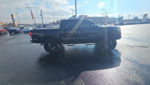 2016 Toyota Tacoma SR5