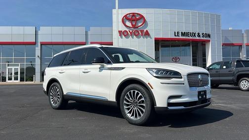 2023 Lincoln Aviator Standard AWD