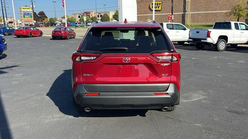 2025 Toyota RAV4 XLE Premium