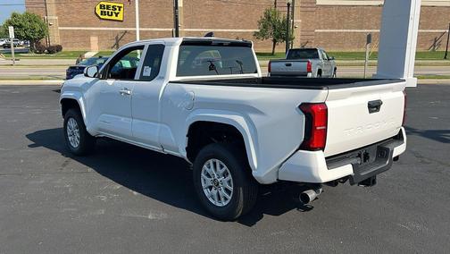2025 Toyota Tacoma SR5