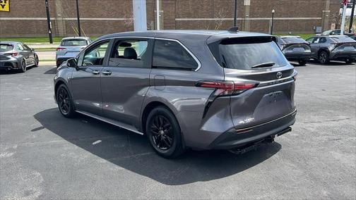 2021 Toyota Sienna XLE 7 Passenger