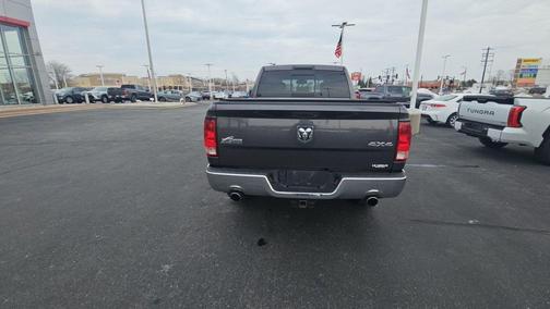 Crystal Metallic 2014 RAM 1500 SLT