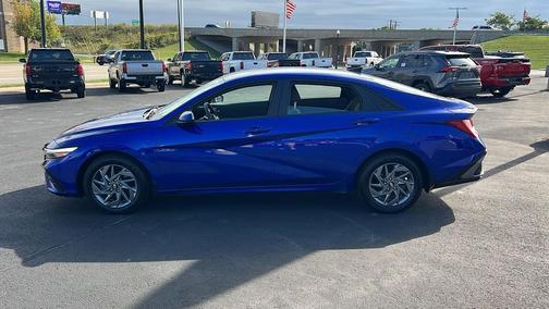 2024 Hyundai ELANTRA HEV Blue