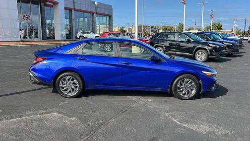 2024 Hyundai ELANTRA HEV Blue