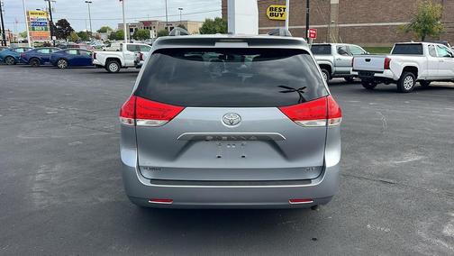 2013 Toyota Sienna XLE