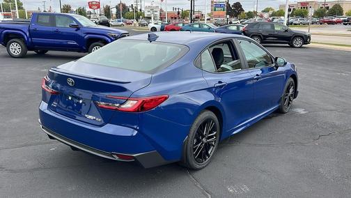 2026 Toyota Camry SE