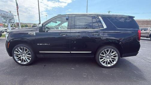 Onyx Black 2025 GMC Yukon Denali