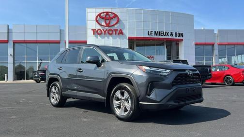 2023 Toyota RAV4 XLE