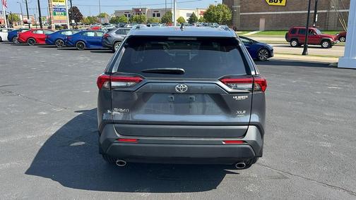 2023 Toyota RAV4 XLE