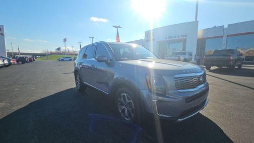 Everlasting Silver 2021 Kia Telluride EX