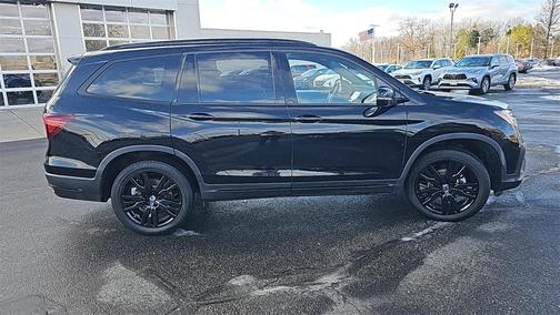2021 Honda Pilot AWD Black Edition