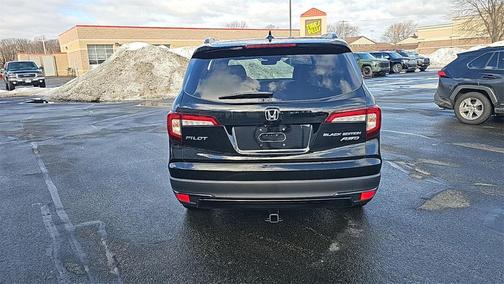 2021 Honda Pilot AWD Black Edition
