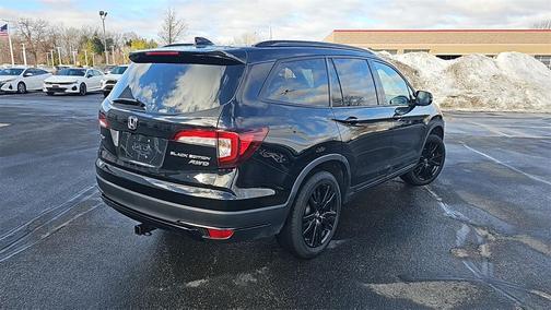 2021 Honda Pilot AWD Black Edition