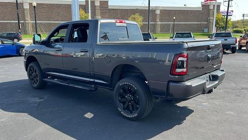 2023 RAM 2500 Laramie Crew Cab 4x4 6'4' Box